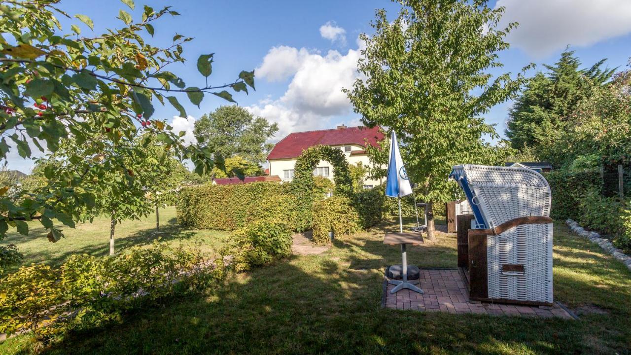 Appartement Haus Silbermowe à Middelhagen Extérieur photo